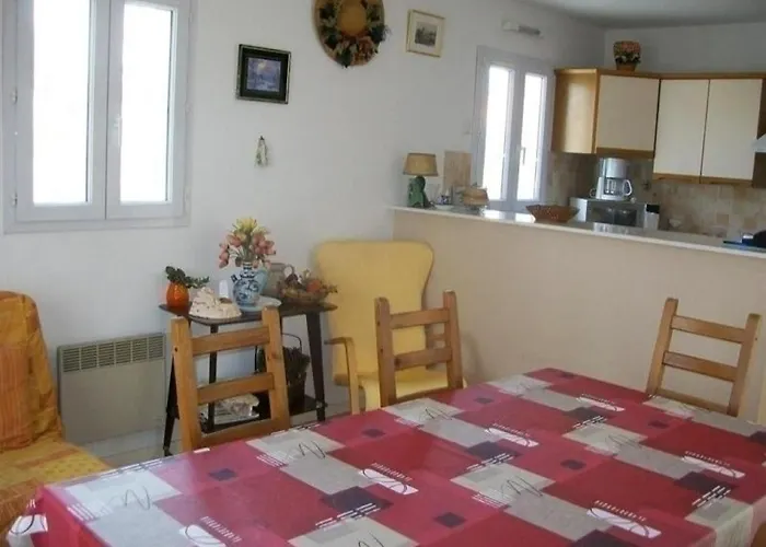 Casa de Férias Maison Cosy Proche Avec Jardin, Pour 4 Pers, - Fr-1-194-369 La Tranche-sur-Mer